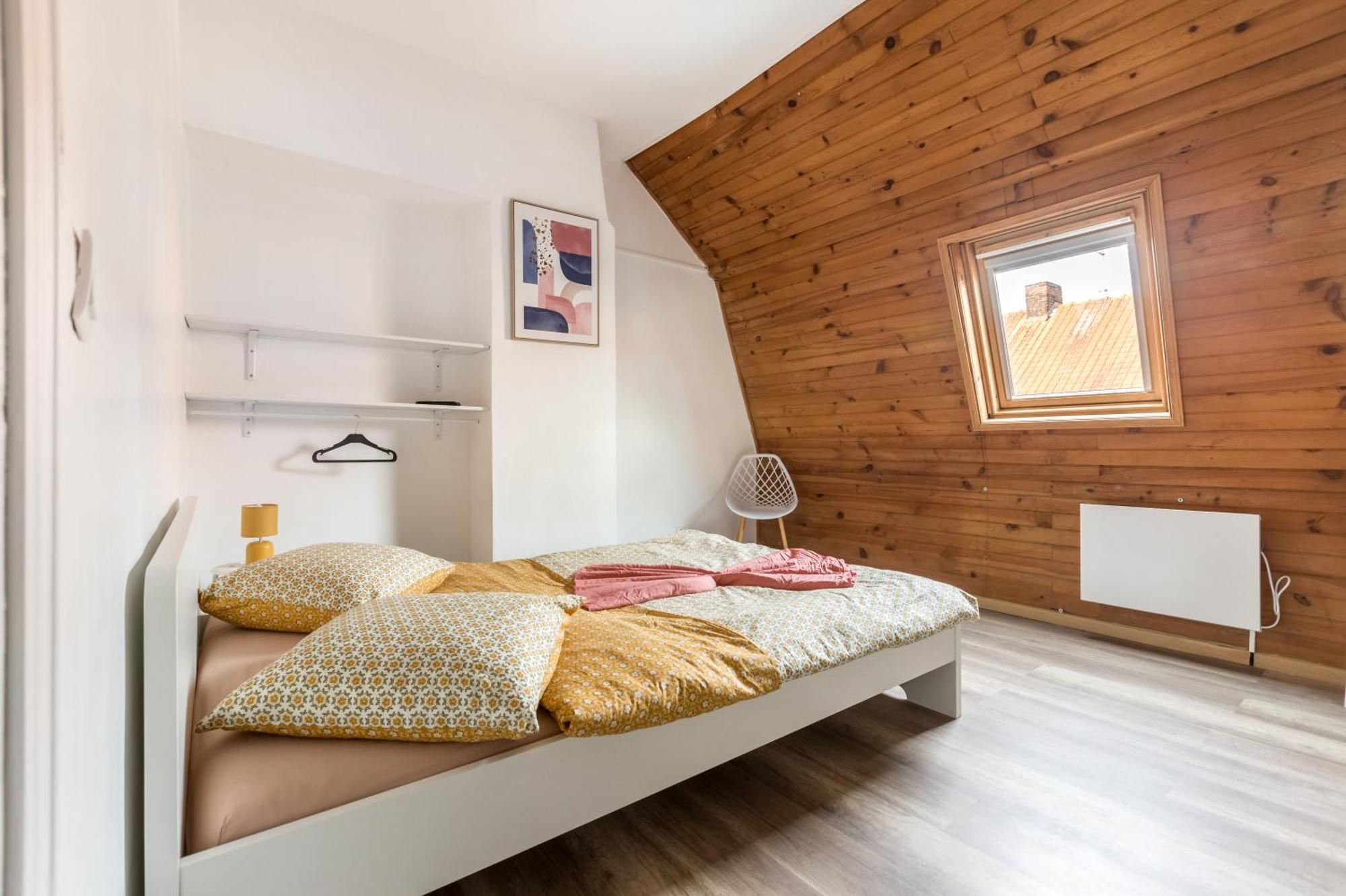 Grande Maison 12personnes 4ch-2sdb - Exterieur -proche Lille Ferienhaus *
